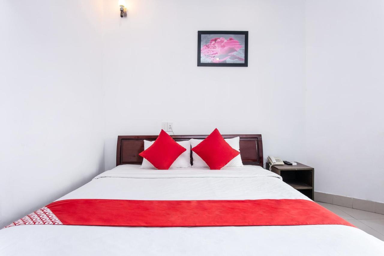 Oyo 557 Phi Yen Hotel Da Nang Esterno foto