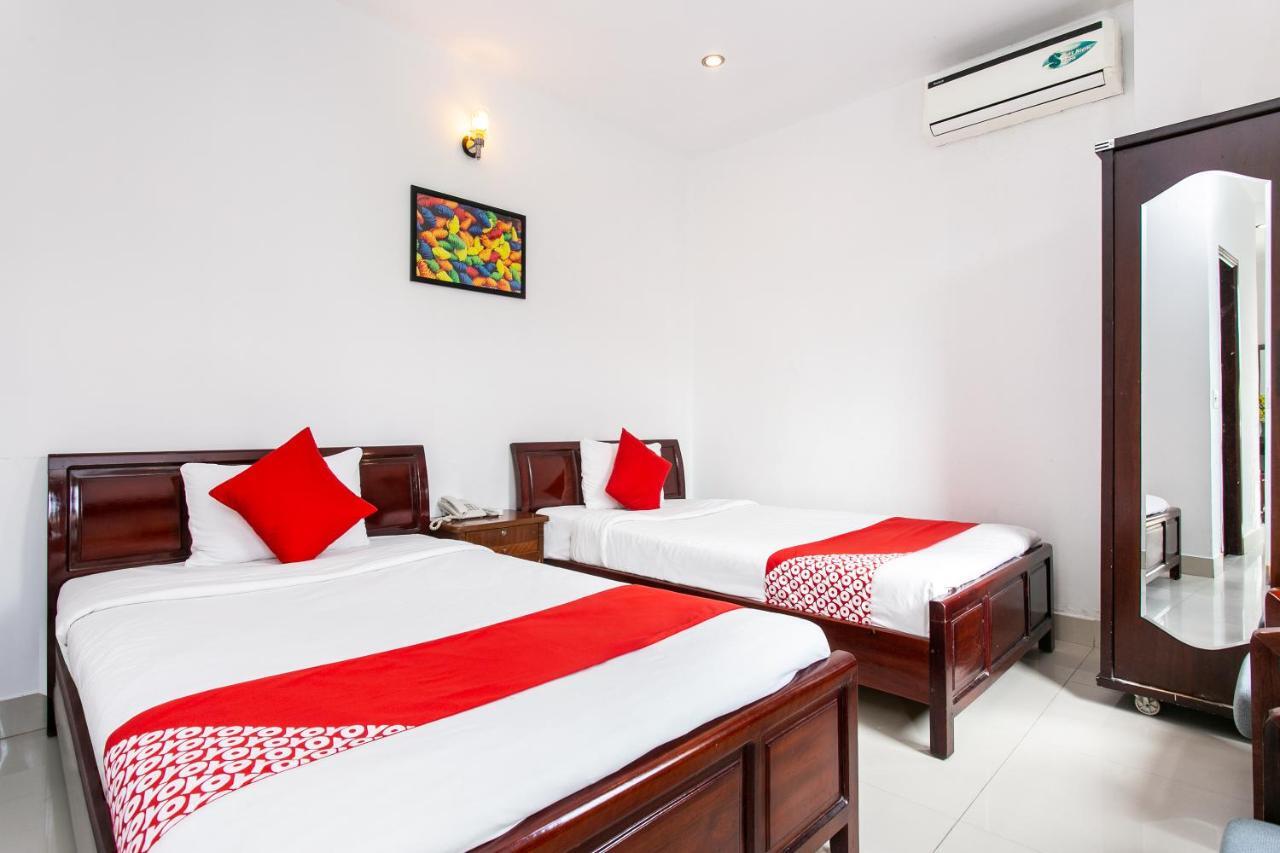 Oyo 557 Phi Yen Hotel Da Nang Esterno foto