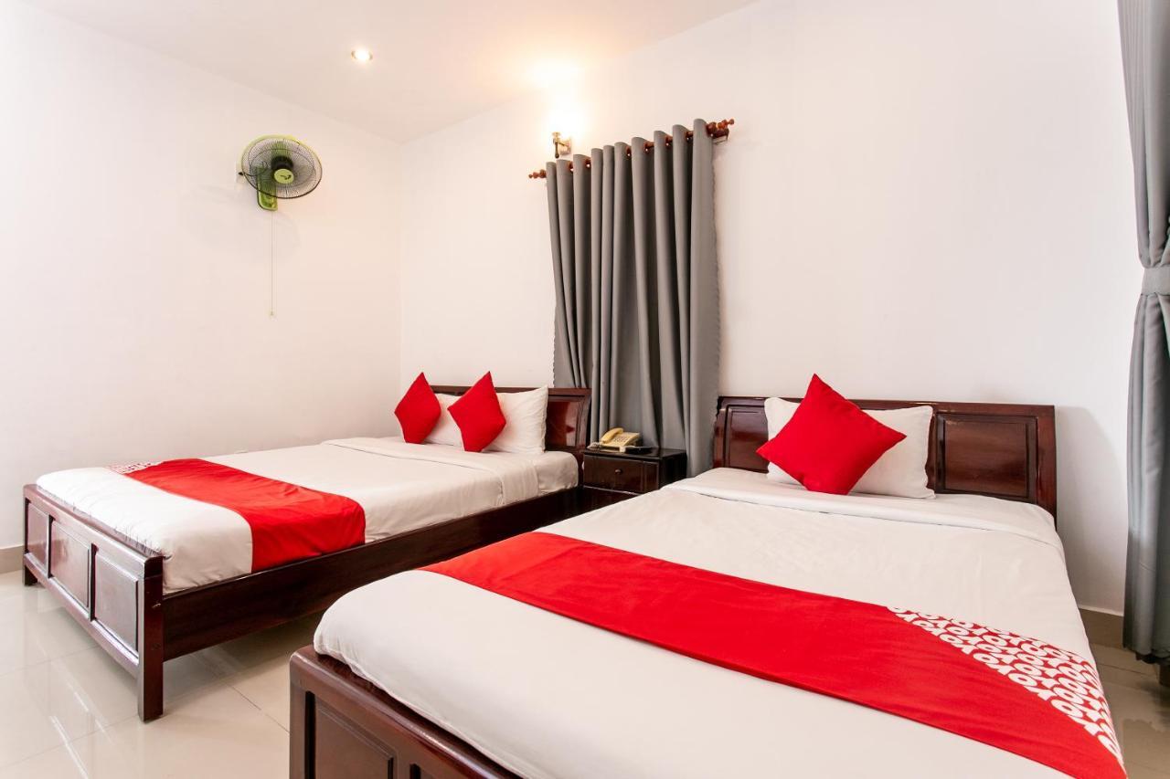 Oyo 557 Phi Yen Hotel Da Nang Esterno foto