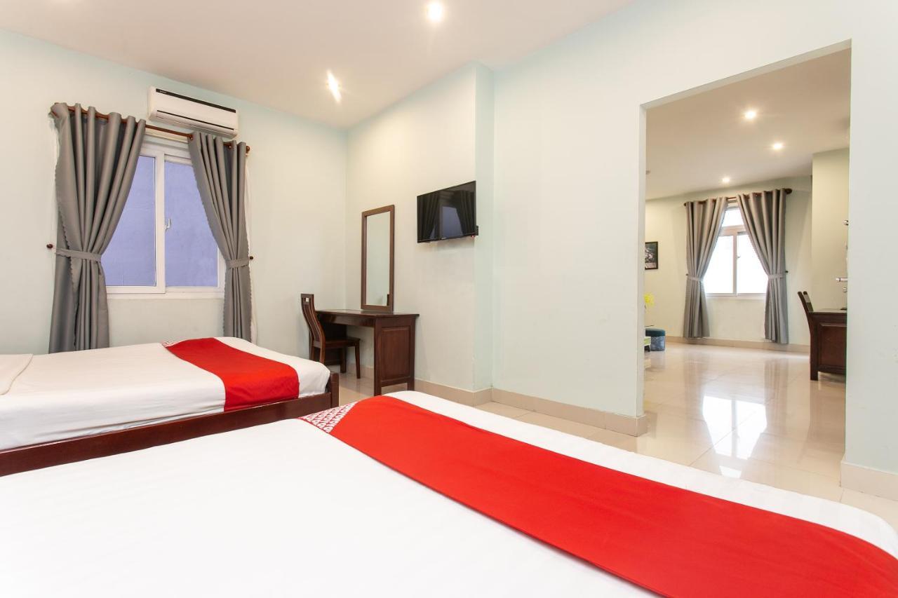 Oyo 557 Phi Yen Hotel Da Nang Esterno foto