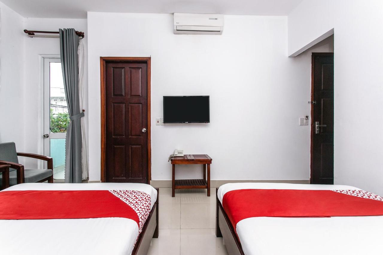 Oyo 557 Phi Yen Hotel Da Nang Esterno foto