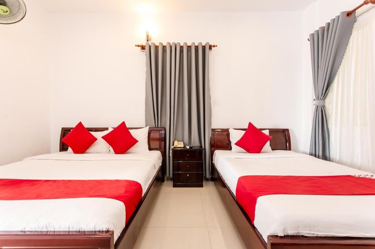 Oyo 557 Phi Yen Hotel Da Nang Esterno foto