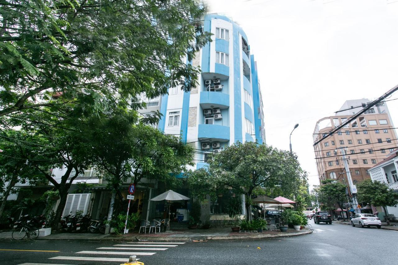 Oyo 557 Phi Yen Hotel Da Nang Esterno foto
